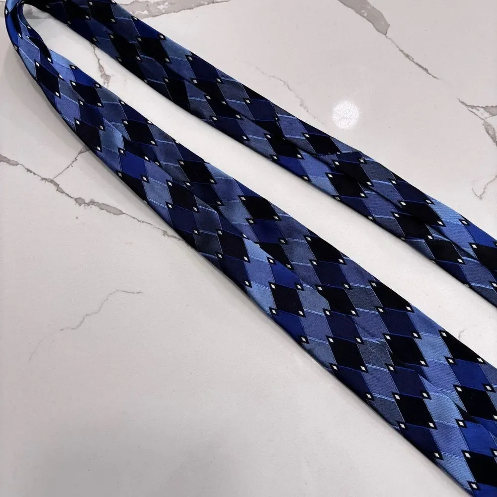 Arrow Men’s Blue Argyle Pattern 100% Silk Tie with Navy Diamonds Classic Formal
